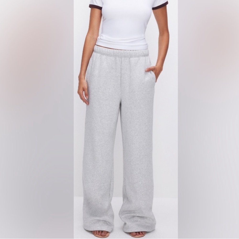 Good American Petite Wide Leg Brushed Sweatpants